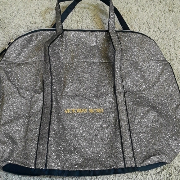 Victoria's Secret Handbags - NWOT Victoria's Secret Gold Travel/Tote Bag
